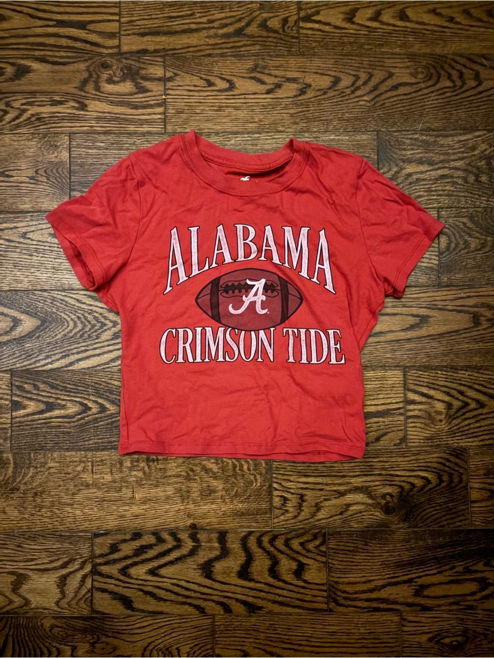 Hollister Red Graphic Crop Tee